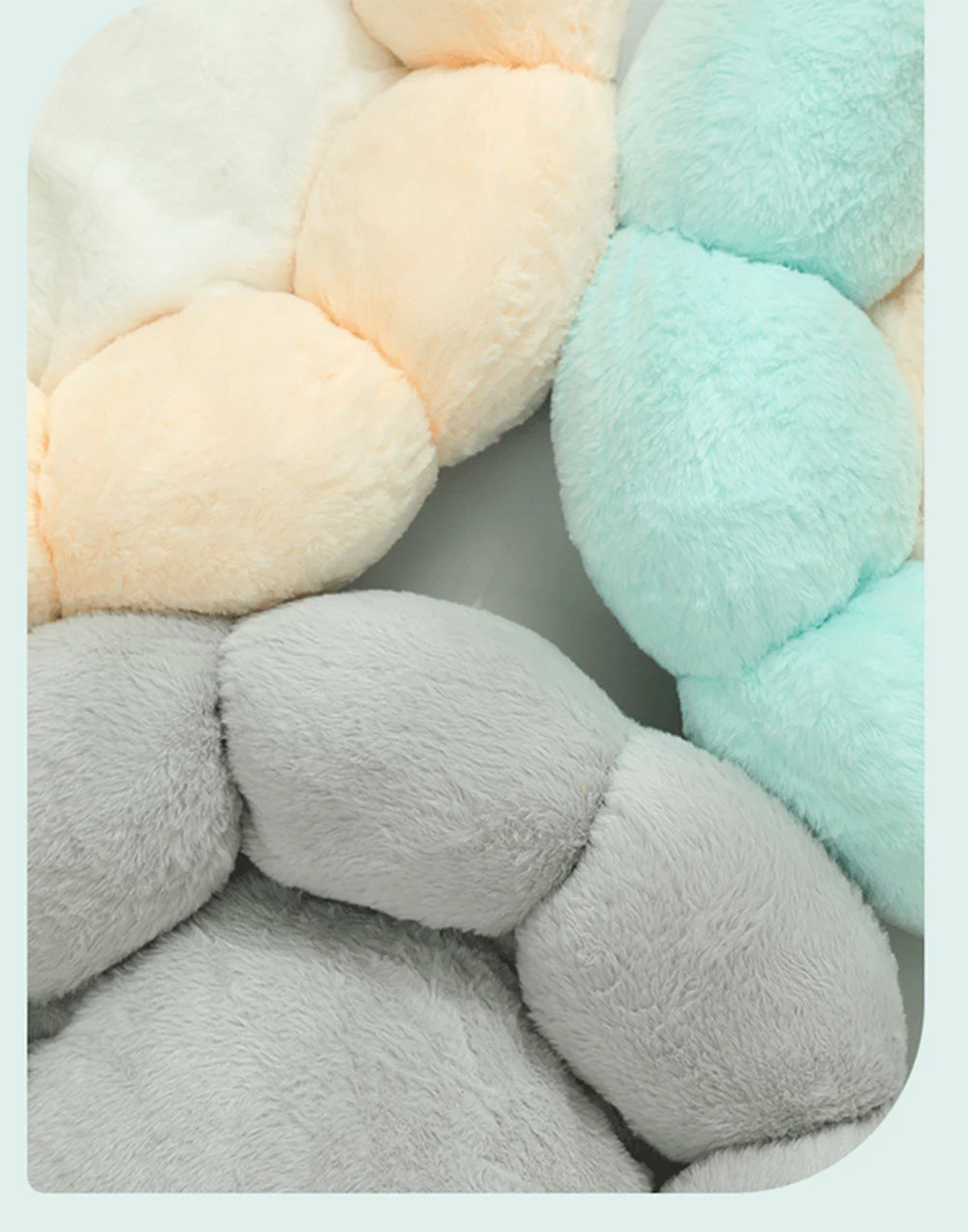 BloomNest Cozy – Plush Flower Pet Bed